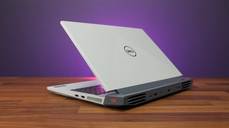 Laptop gaming Dell G15 